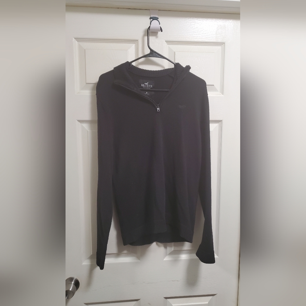 Knitted zip-up sweater